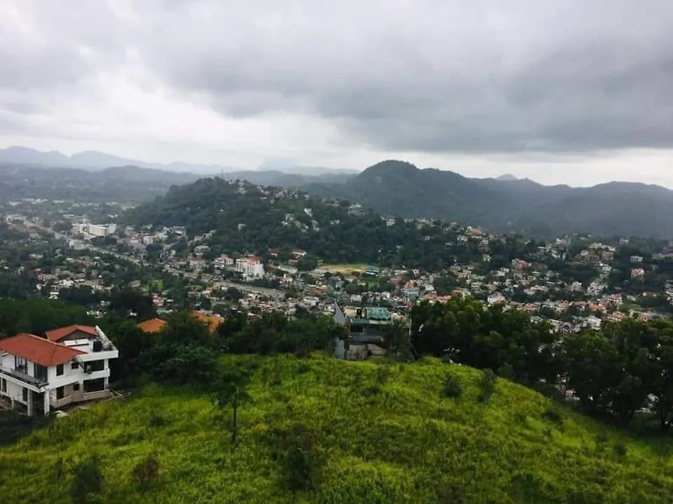 Hotel Kandyan View 